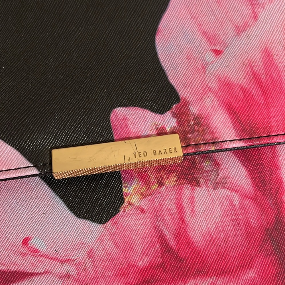 Adorable Ted Baker Floral Handbag - Picture 12 of 14